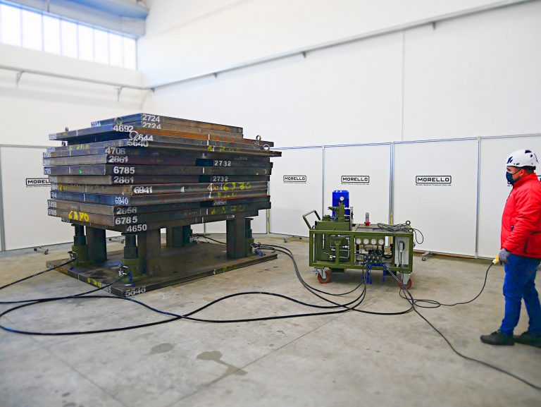 Armoured-defence-vehicles-lifting-tool-80-t